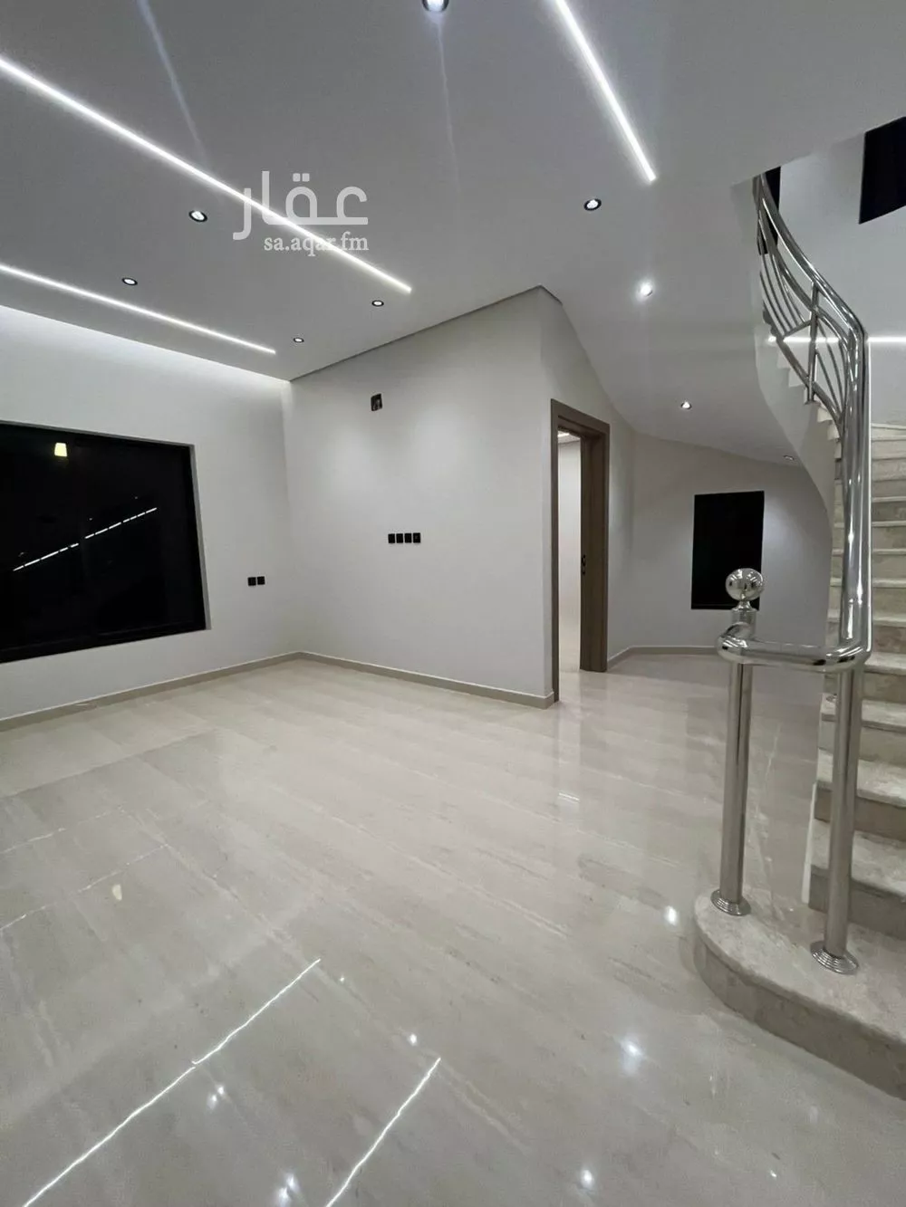 5 bedroom villa in Al Hazm 19