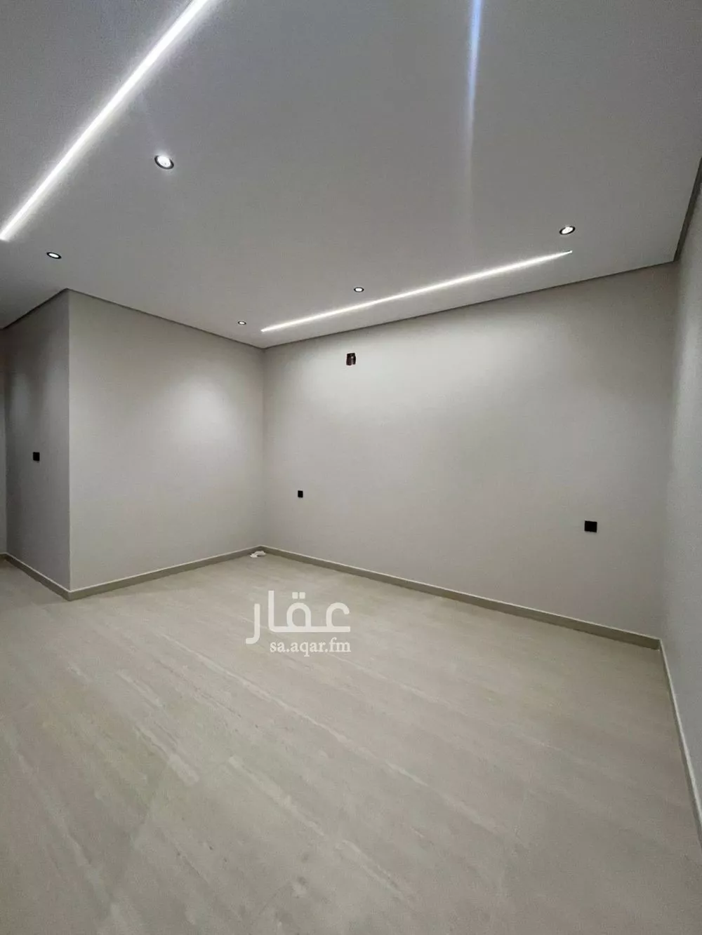 5 bedroom villa in Al Hazm 7