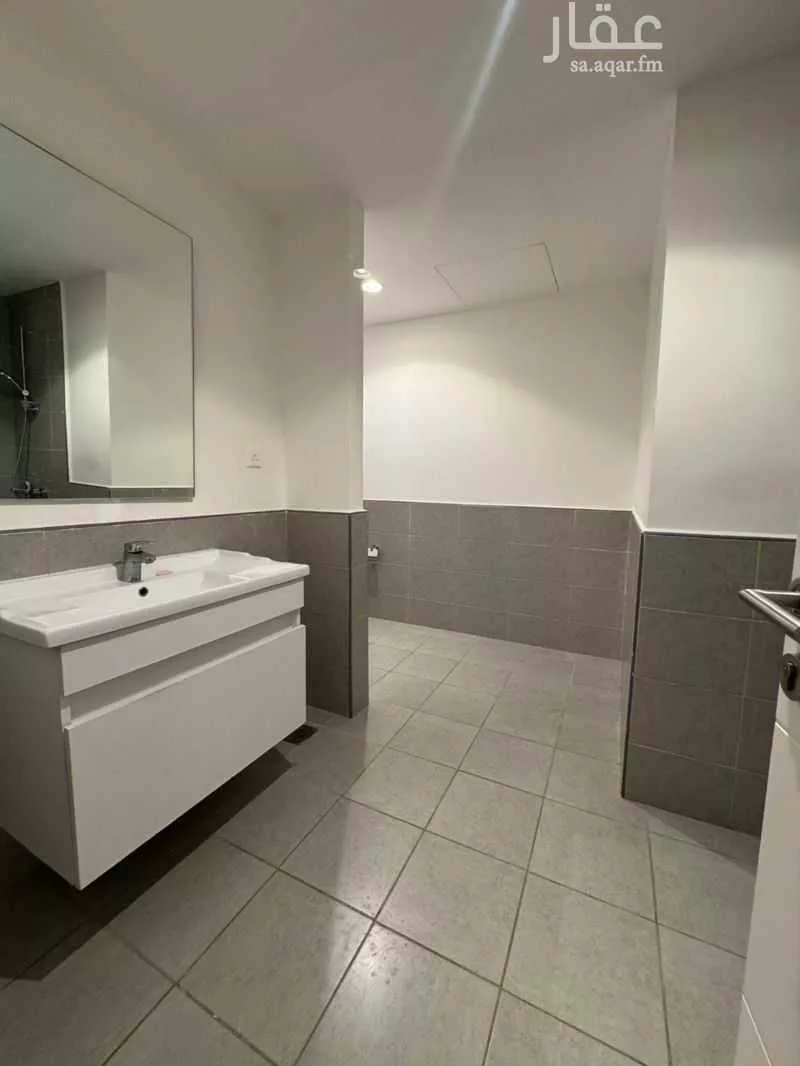 6 bedroom apartment in Al Hamdaniyah 18