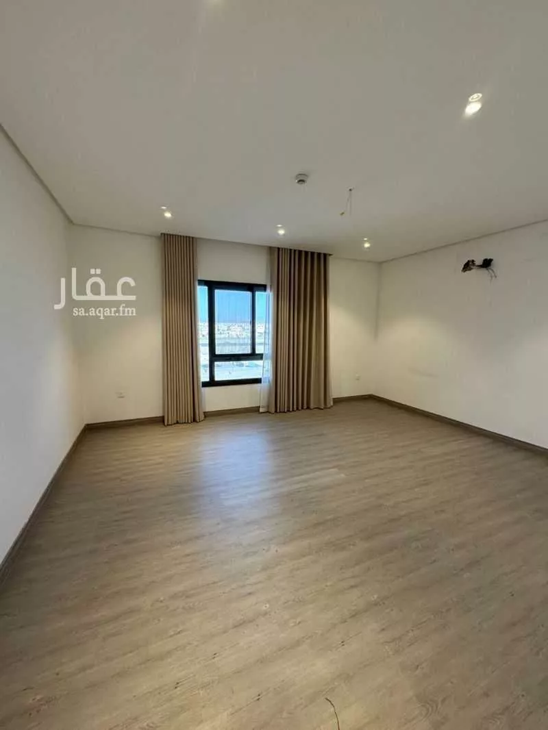 6 bedroom apartment in Al Hamdaniyah 9