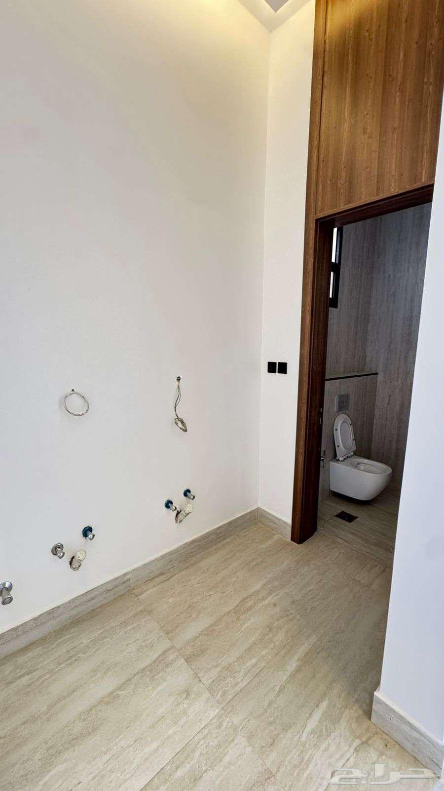 5 bedroom villa in Al Mahdiyyah 28