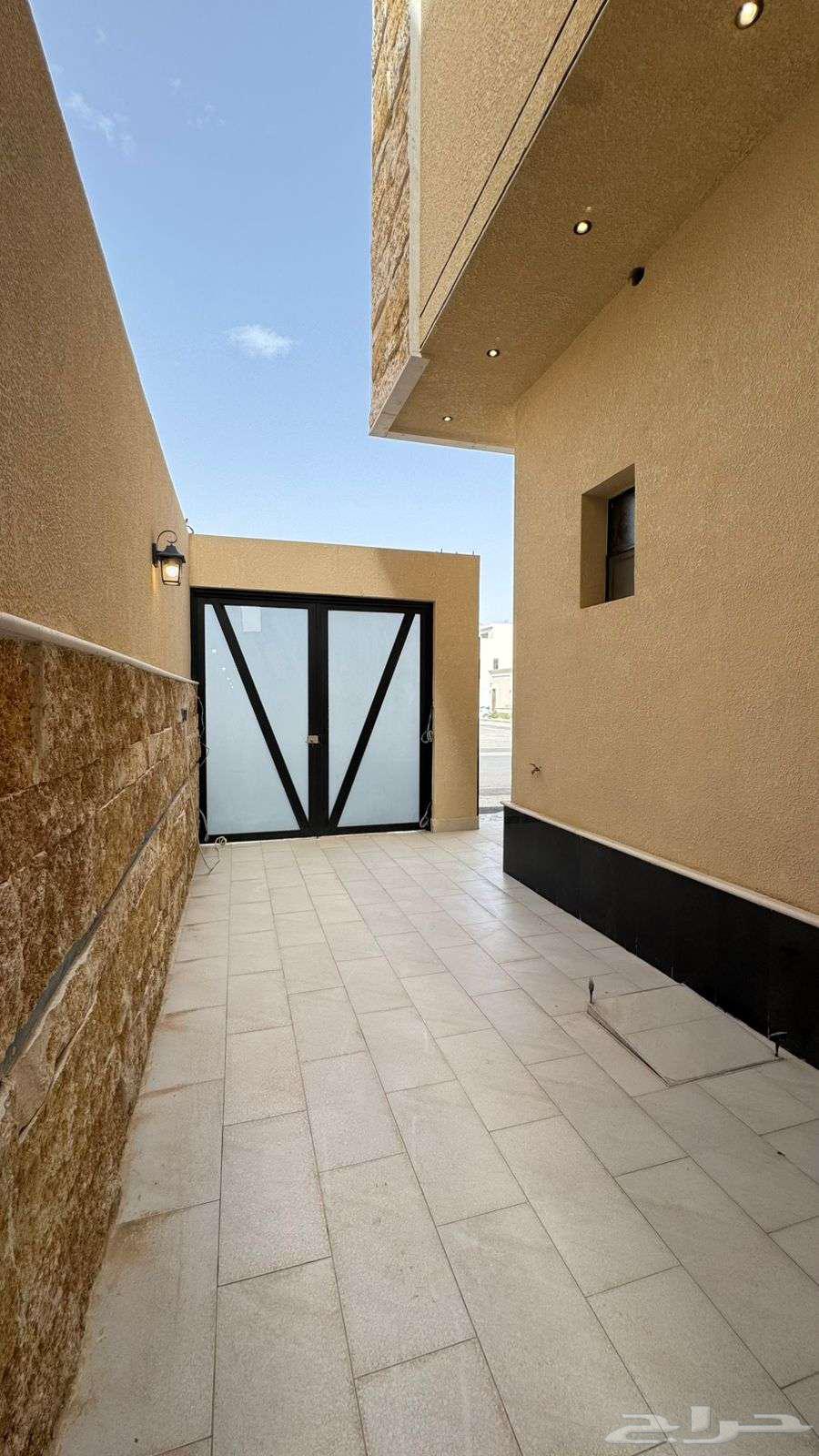 5 bedroom villa in Al Mahdiyyah 4