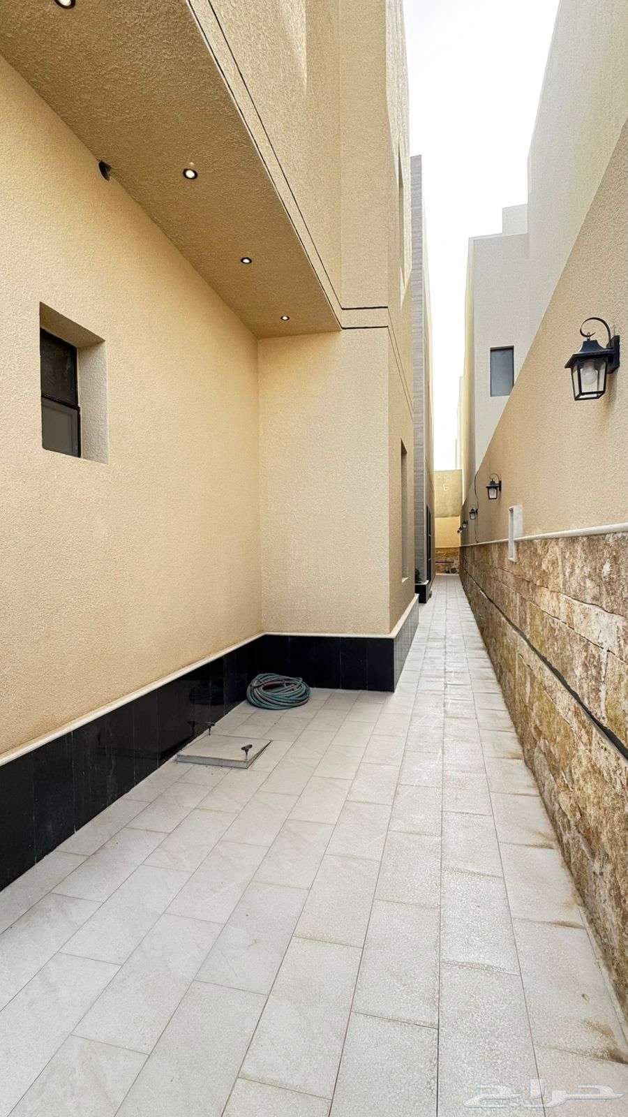 5 bedroom villa in Al Mahdiyyah 5