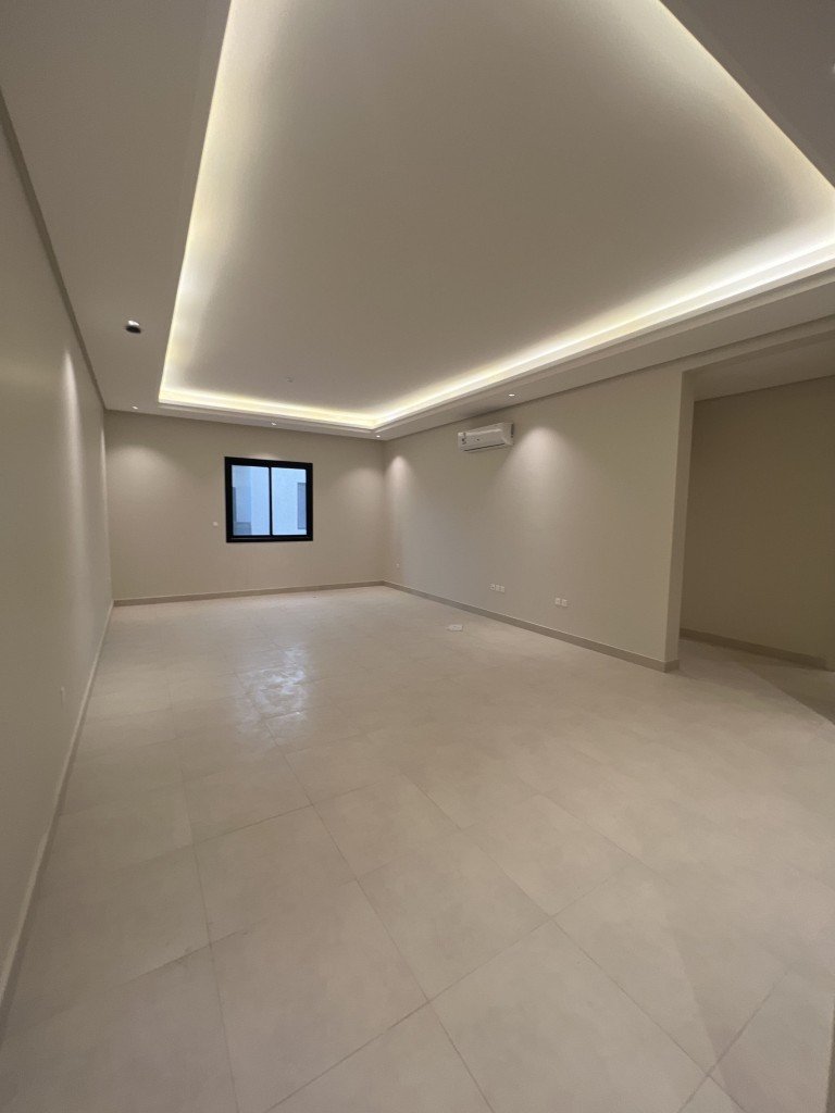 3 bedroom apartment in Al Aridh 2