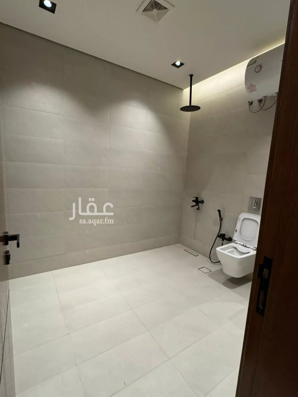 3 bedroom apartment in Al Aridh 4