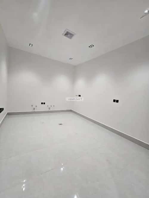 4 bedroom floor in Al Maizilah 5