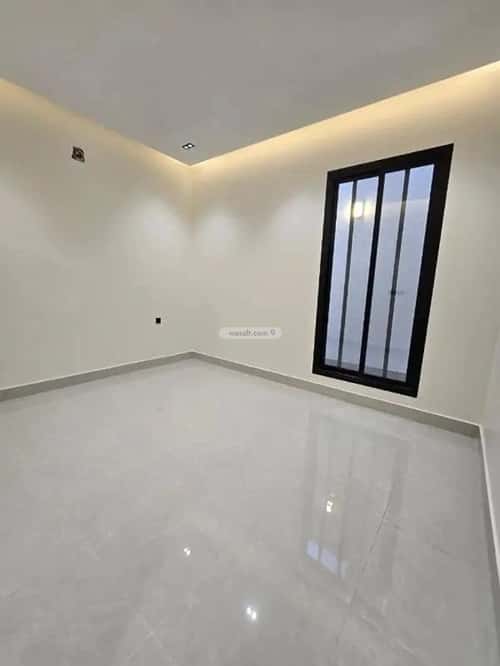 4 bedroom floor in Al Maizilah 8