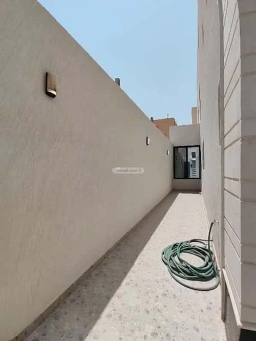4 bedroom floor in Al Qadisiyah 5