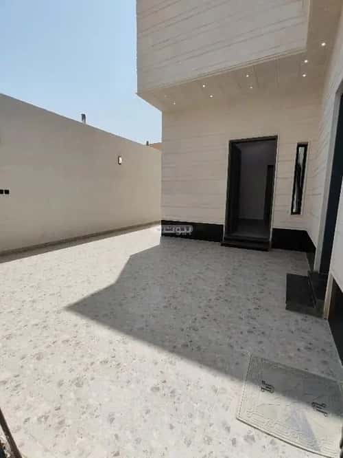 4 bedroom floor in Al Qadisiyah 10