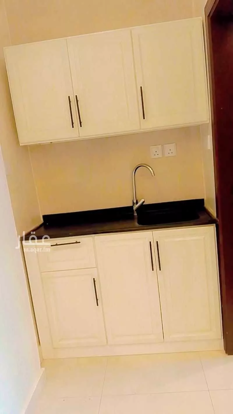 1 bedroom apartment in Al Aziziyah, Jeddah 4