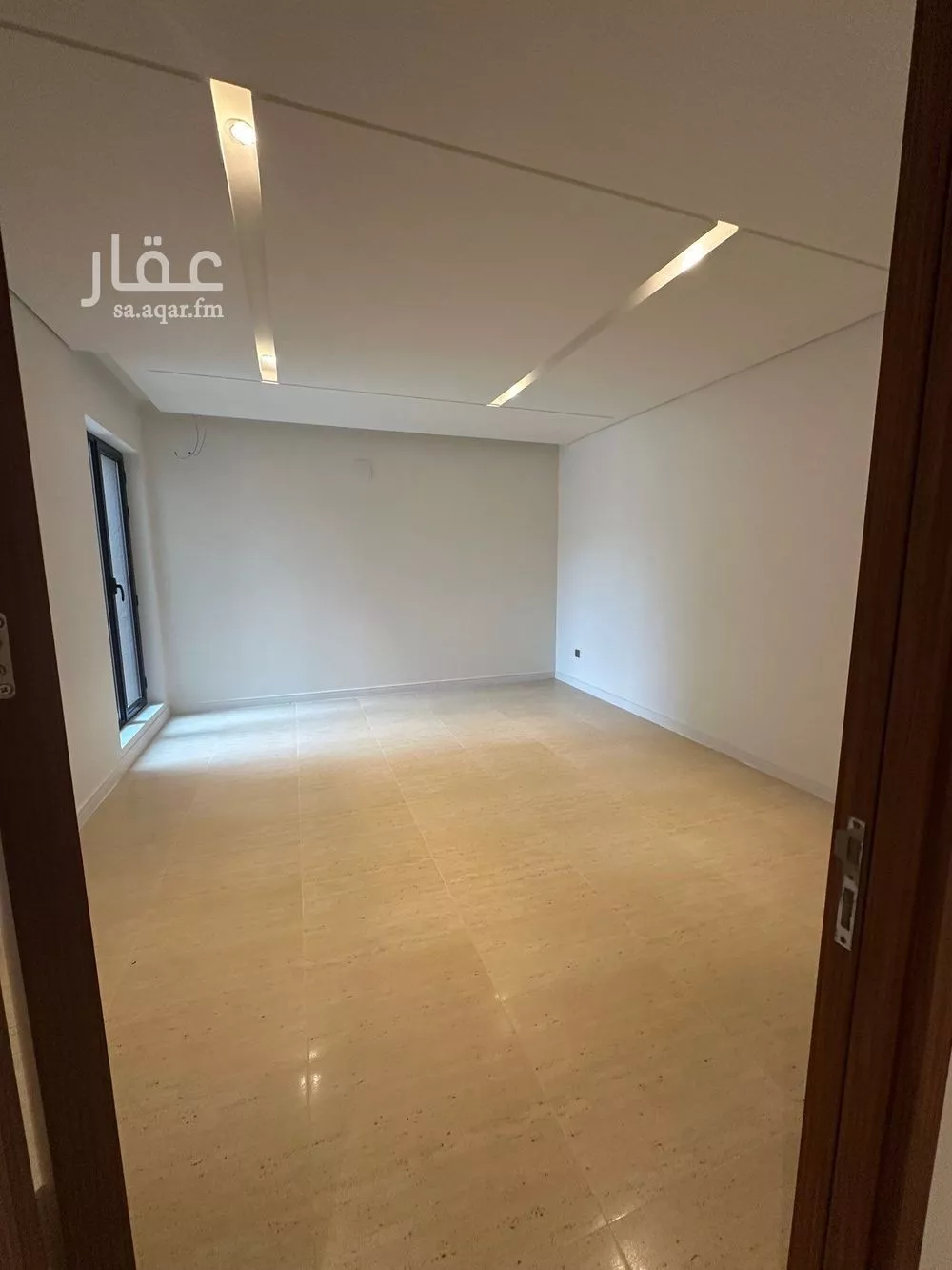 فيلا 5 غرف في العارض 3
