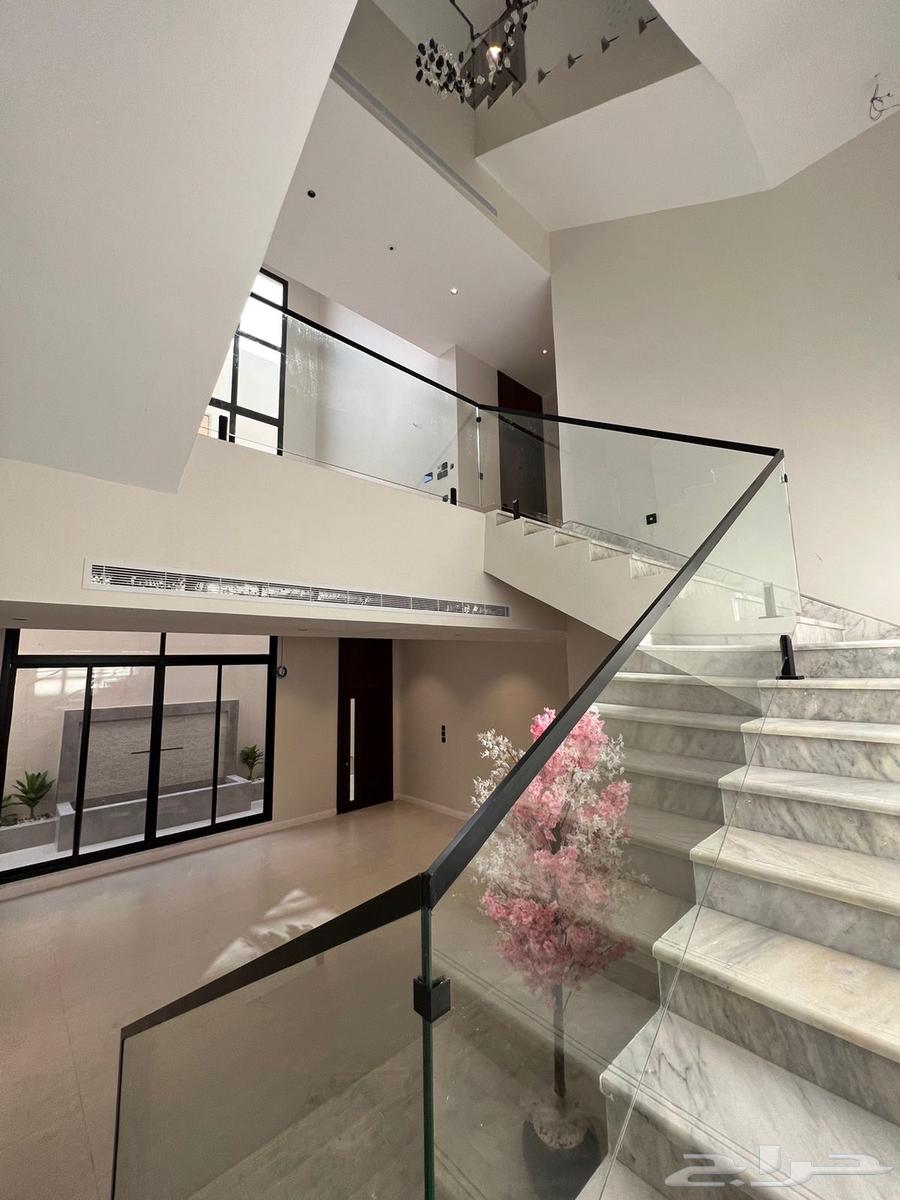 6 bedroom villa in Al Yaqout 11