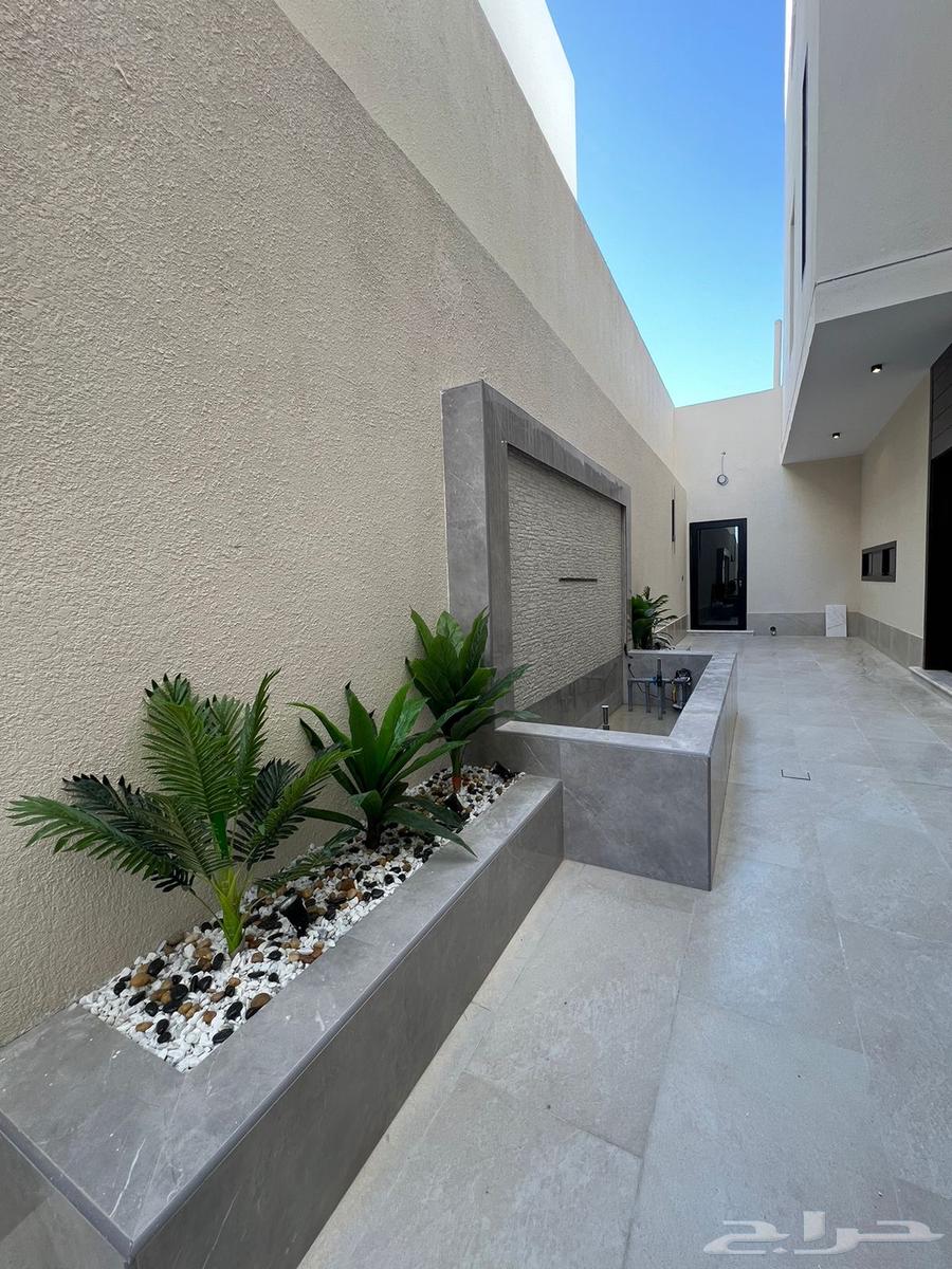 6 bedroom villa in Al Yaqout 13