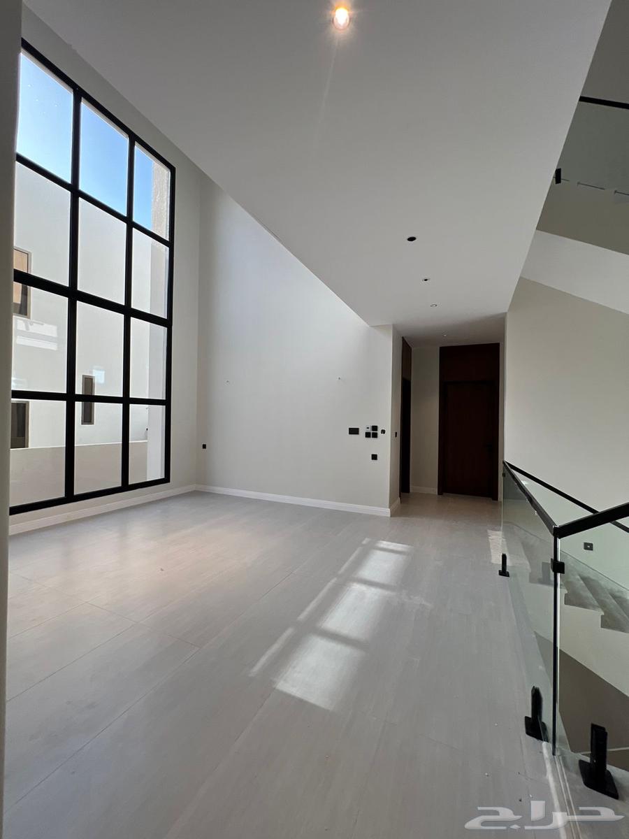 6 bedroom villa in Al Yaqout 16