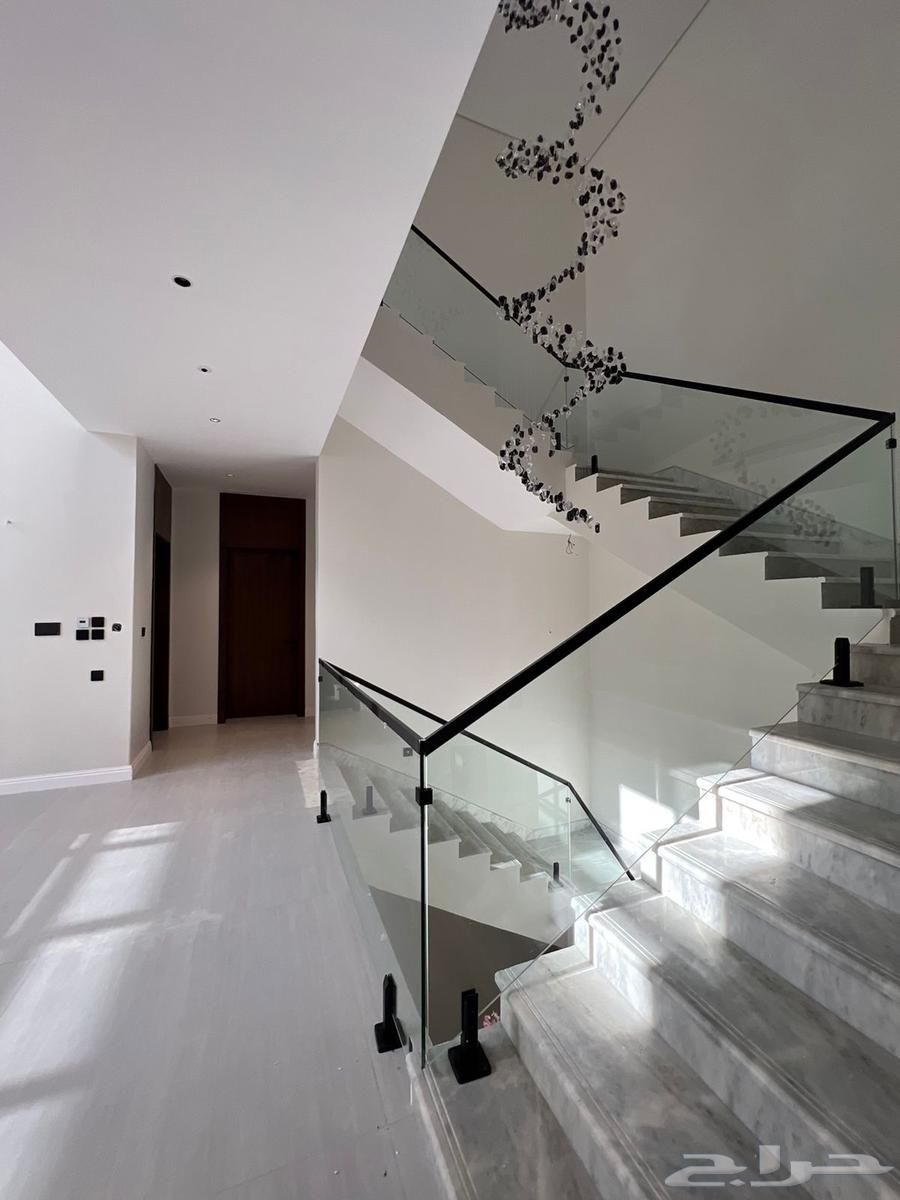 6 bedroom villa in Al Yaqout 17