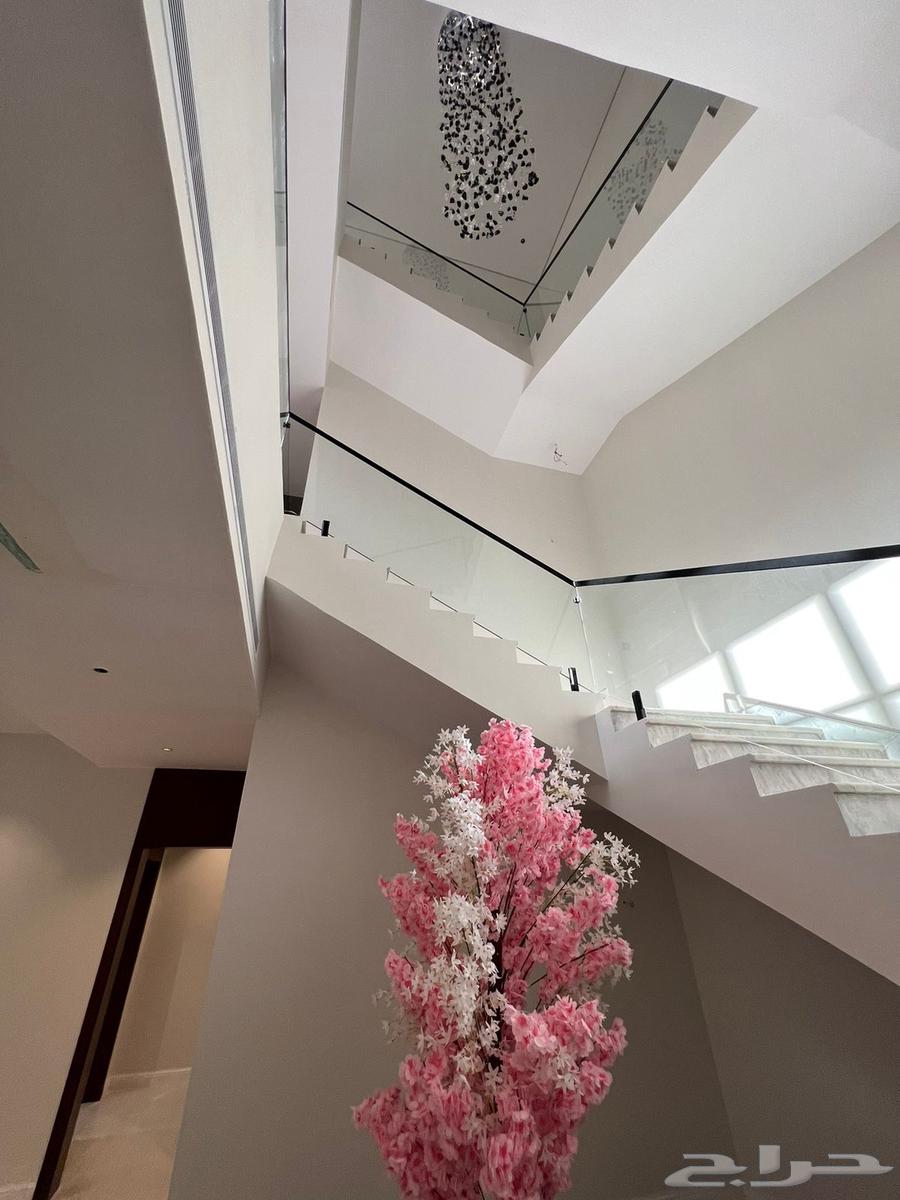 6 bedroom villa in Al Yaqout 31