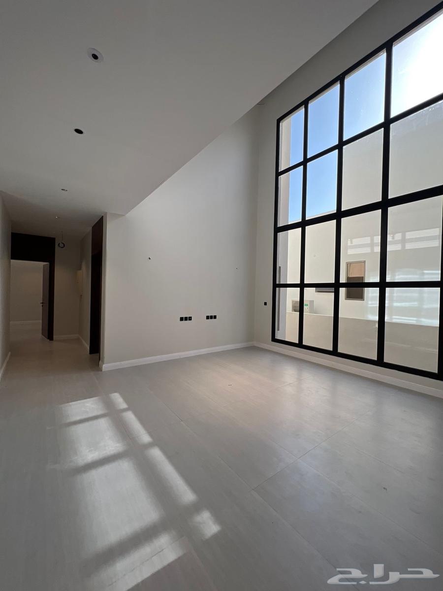 6 bedroom villa in Al Yaqout 32