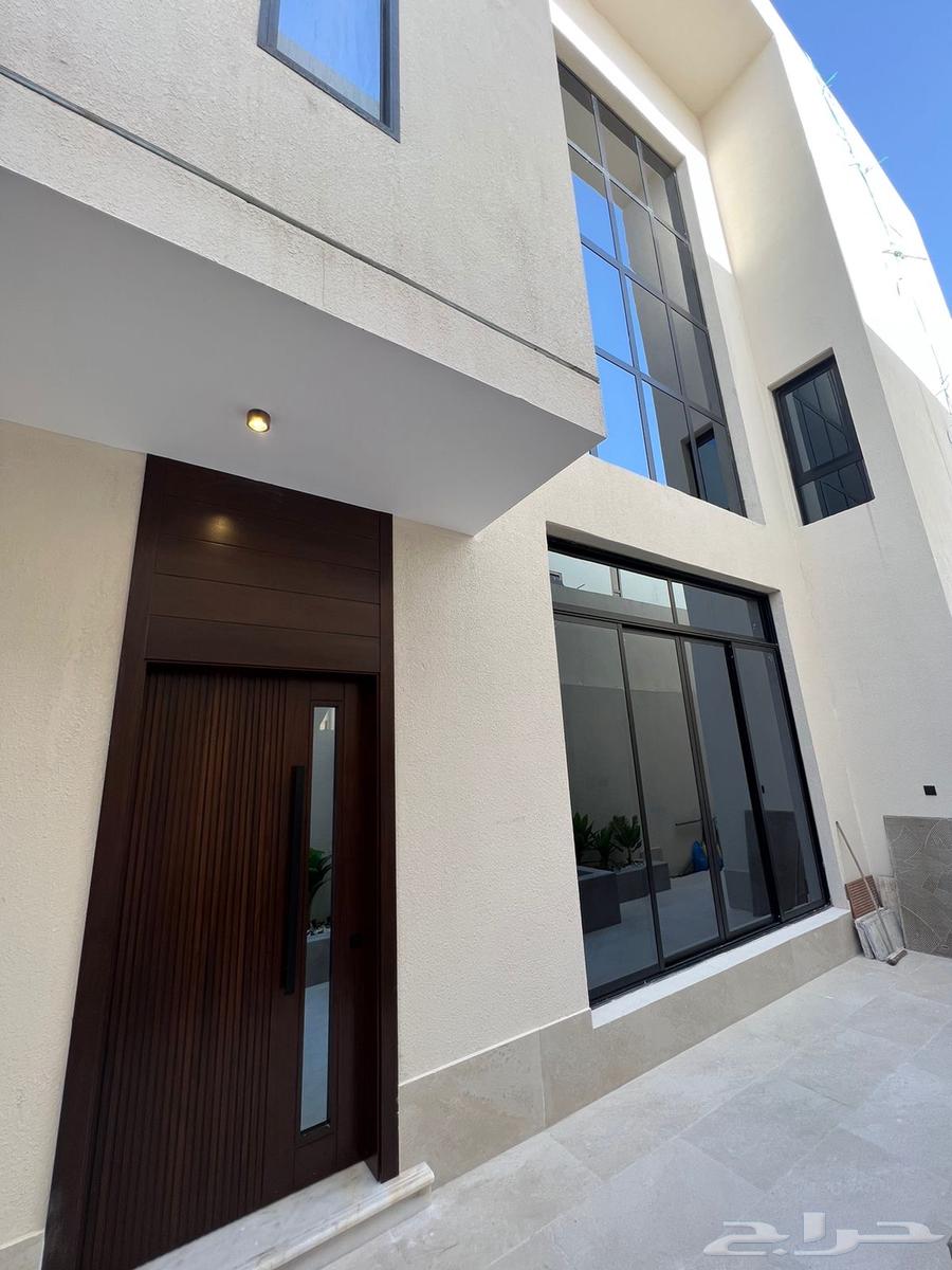6 bedroom villa in Al Yaqout 5