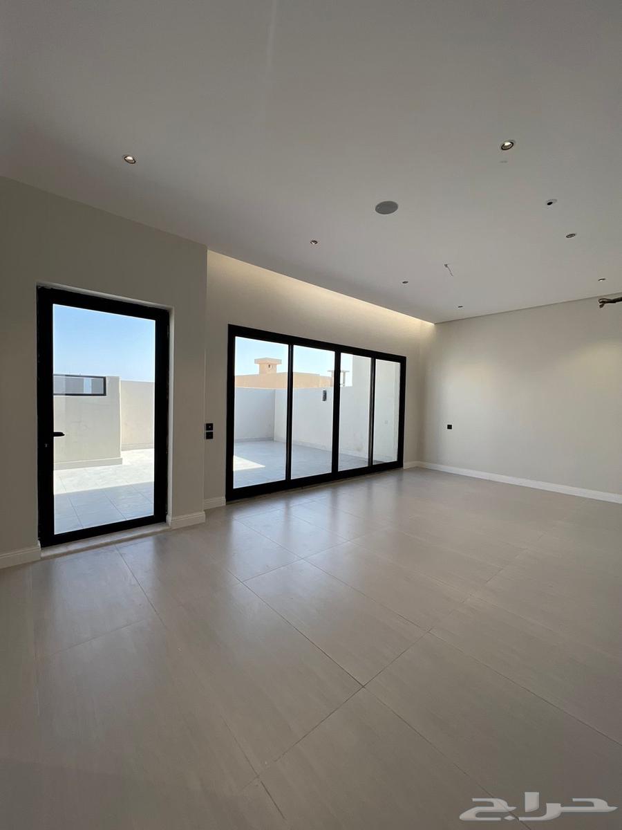 6 bedroom villa in Al Yaqout 8