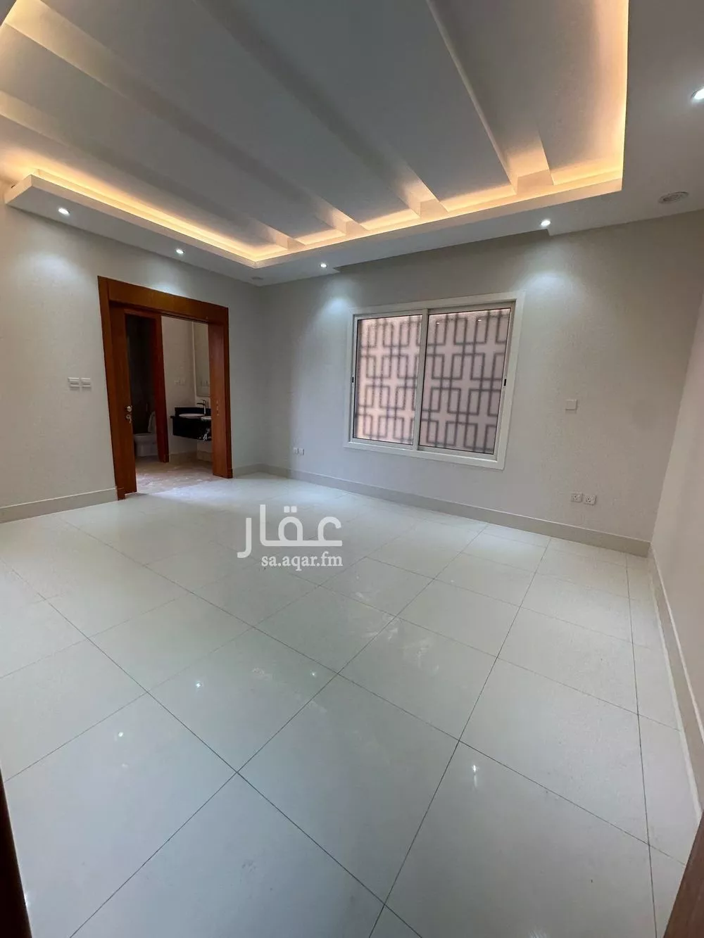6 bedroom villa in Al Yasmin, Riyadh 14