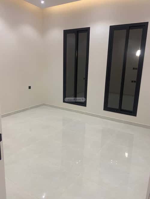 6 bedroom floor in Al Janadriyah 9