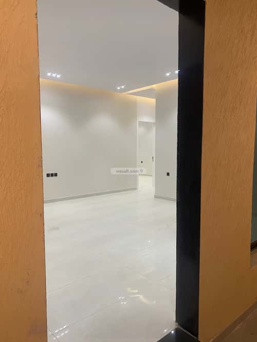 6 bedroom floor in Al Janadriyah 4