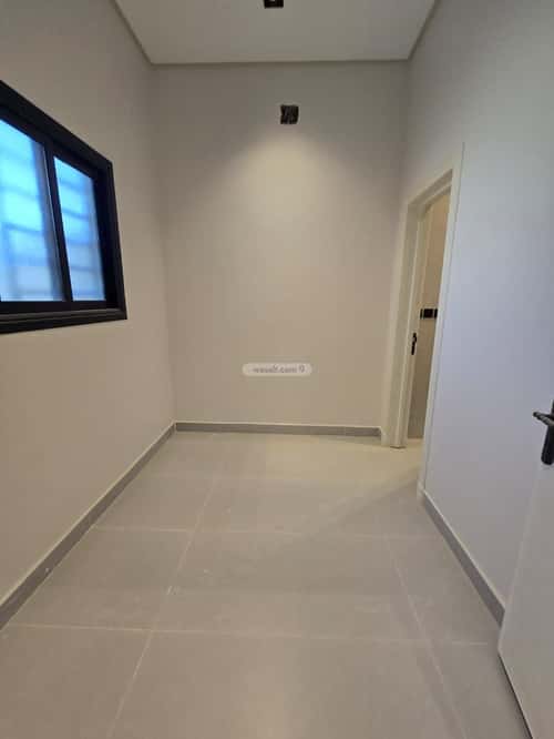 شقة 8 غرف في الجنادرية 2