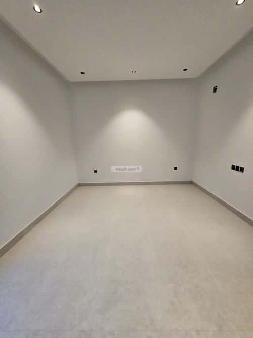 5 bedroom floor in Al Janadriyah 13