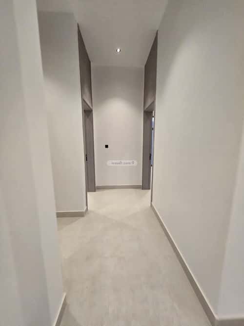 5 bedroom floor in Al Janadriyah 10