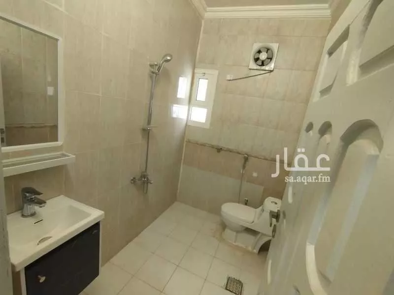 3 bedroom apartment in Al Areedh, Madinah 14