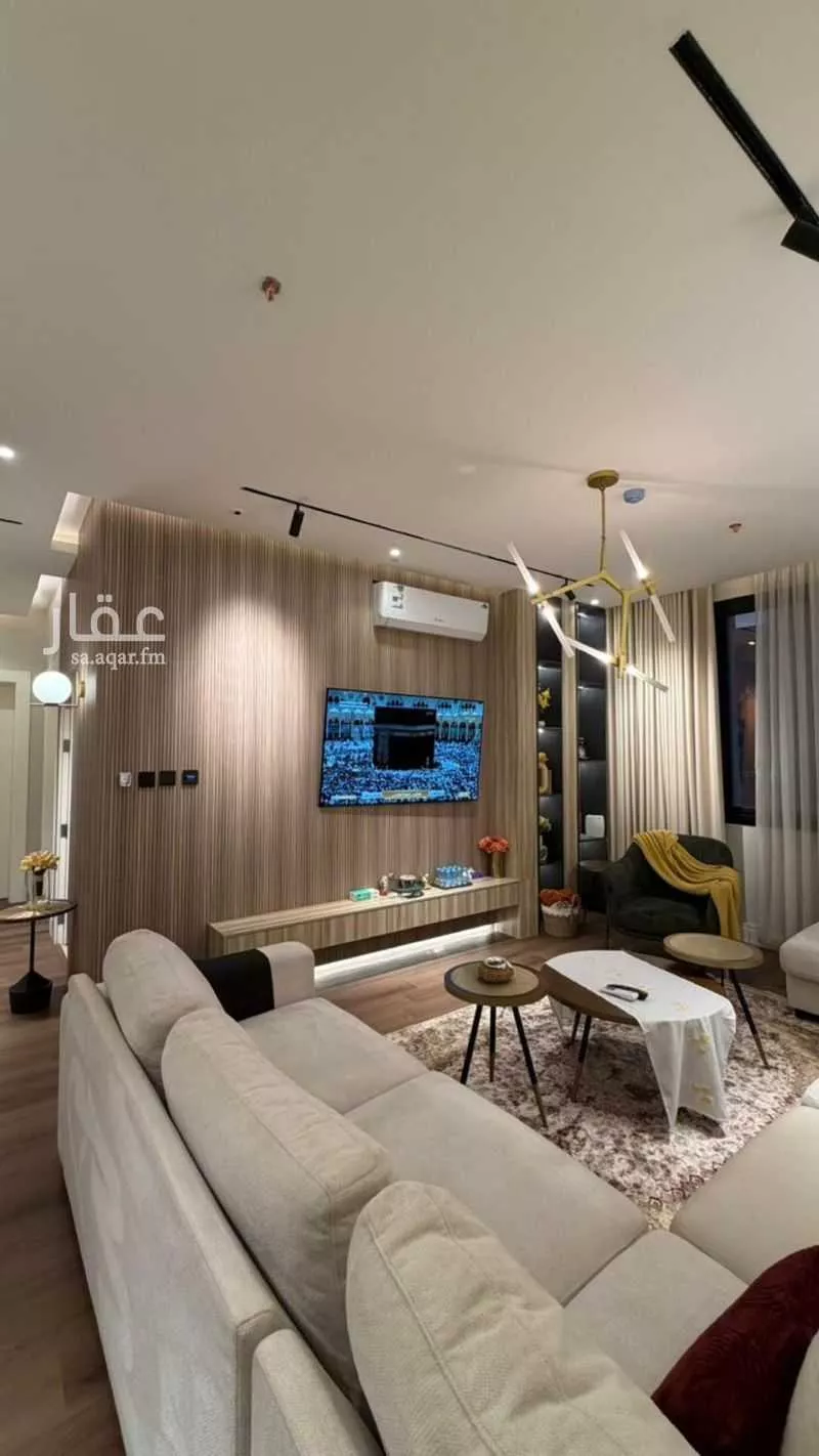 3 bedroom apartment in Al Mughrizat 13