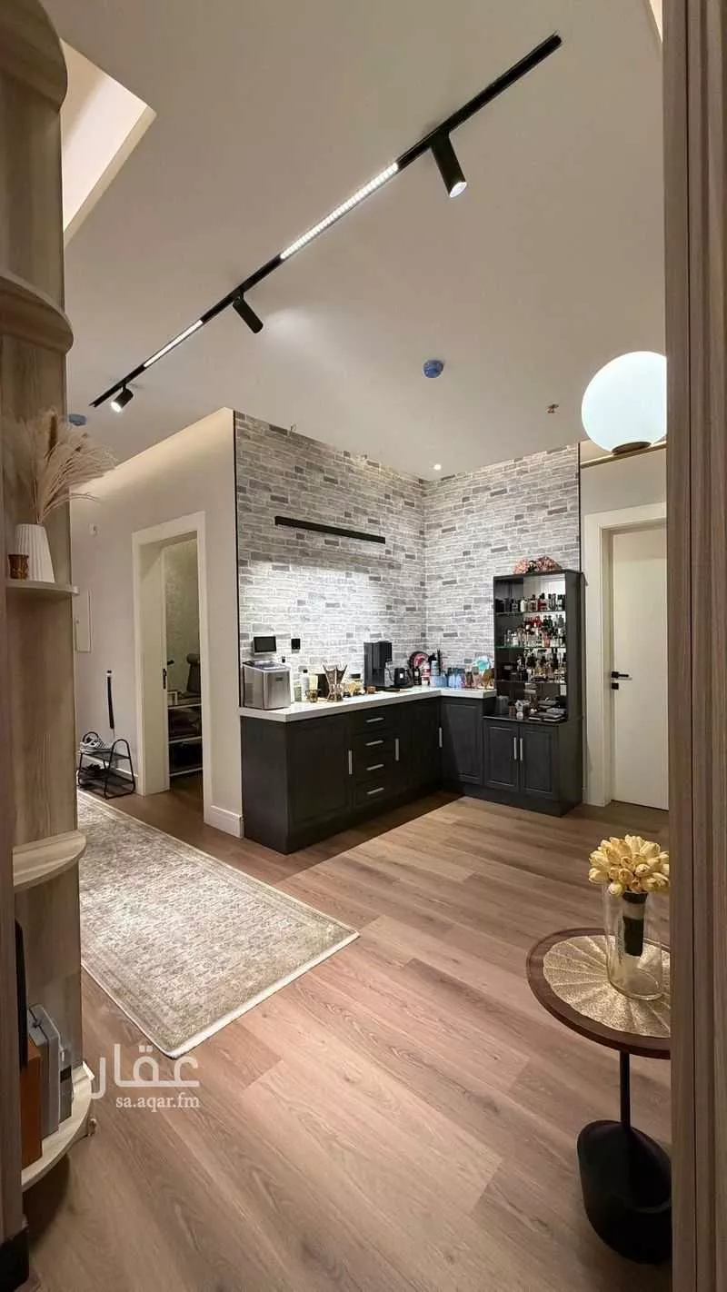 3 bedroom apartment in Al Mughrizat 5