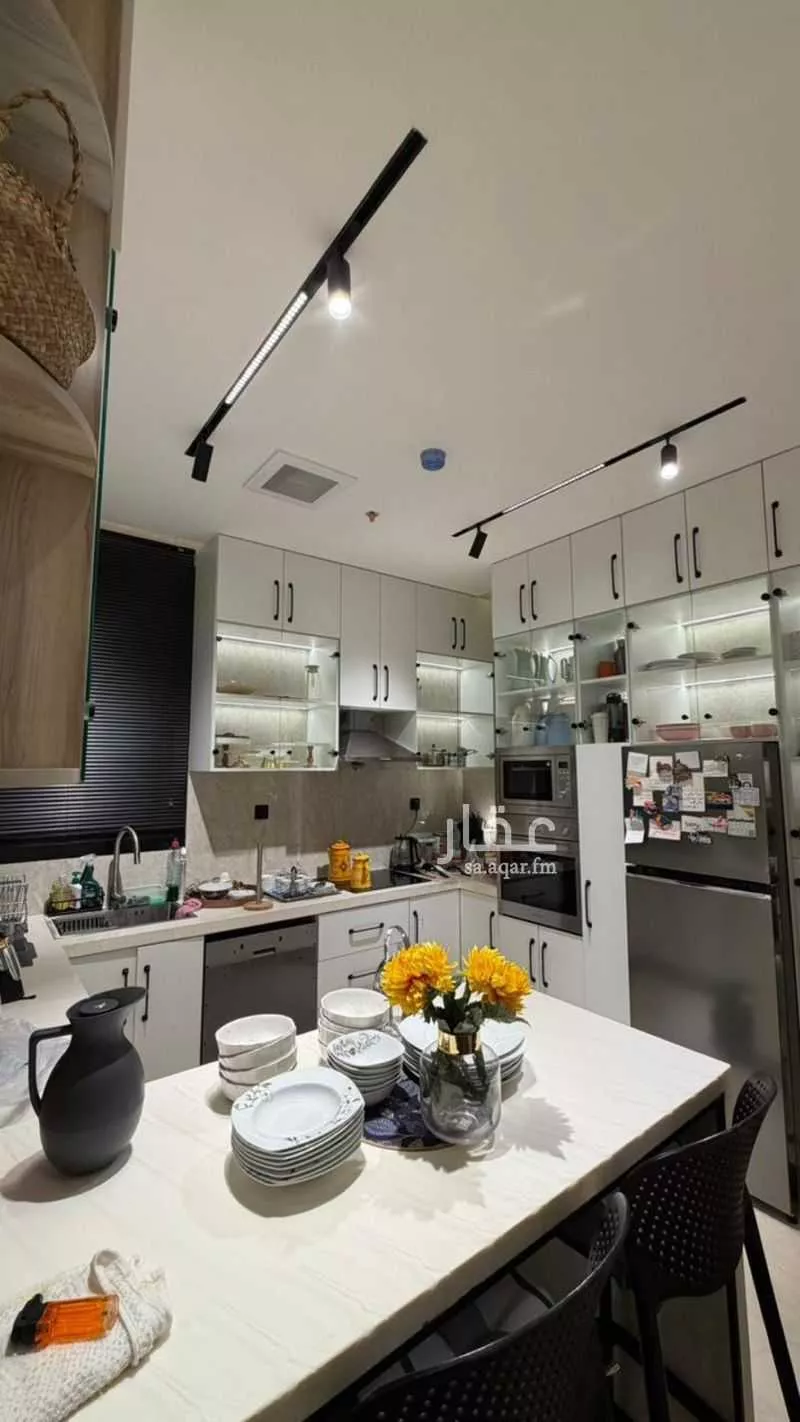 3 bedroom apartment in Al Mughrizat 10