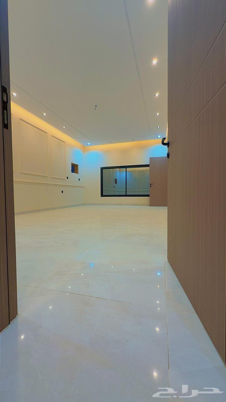 5 bedroom apartment in Al Sharayea 2