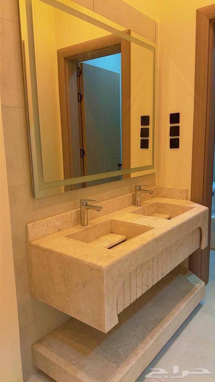 5 bedroom apartment in Al Sharayea 3