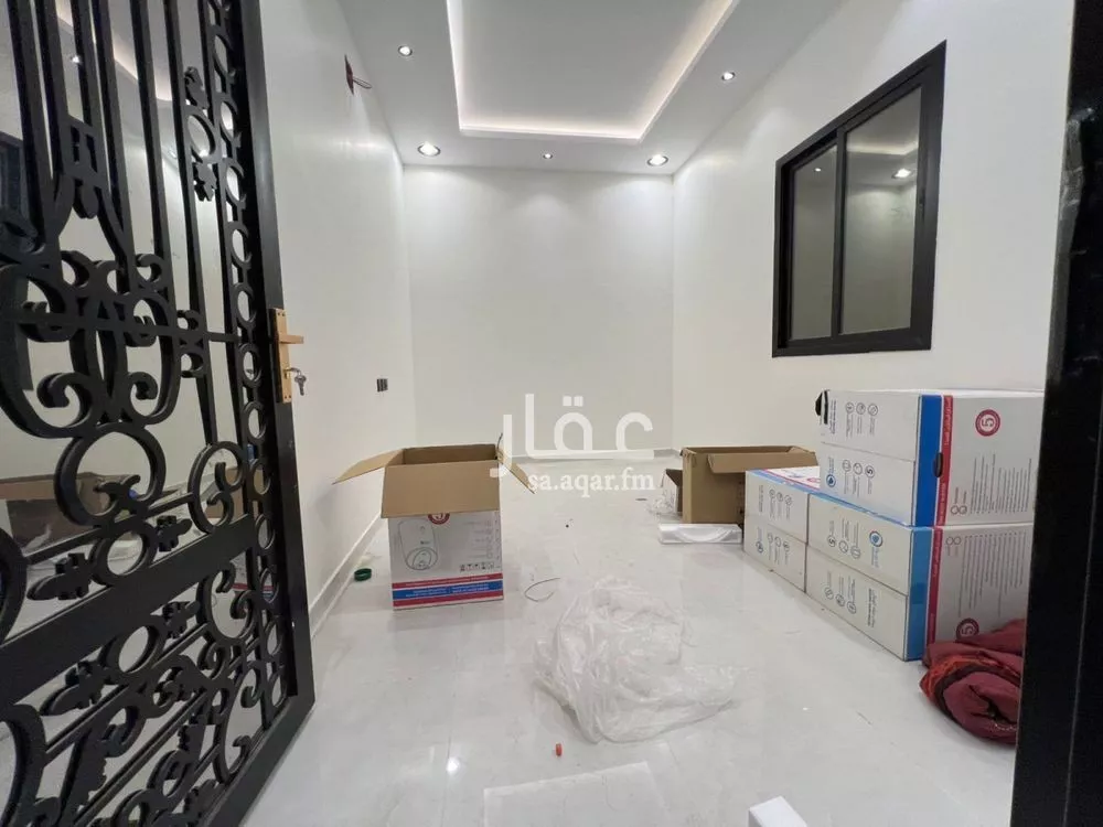 فيلا 6 غرف في ظهرة لبن 14