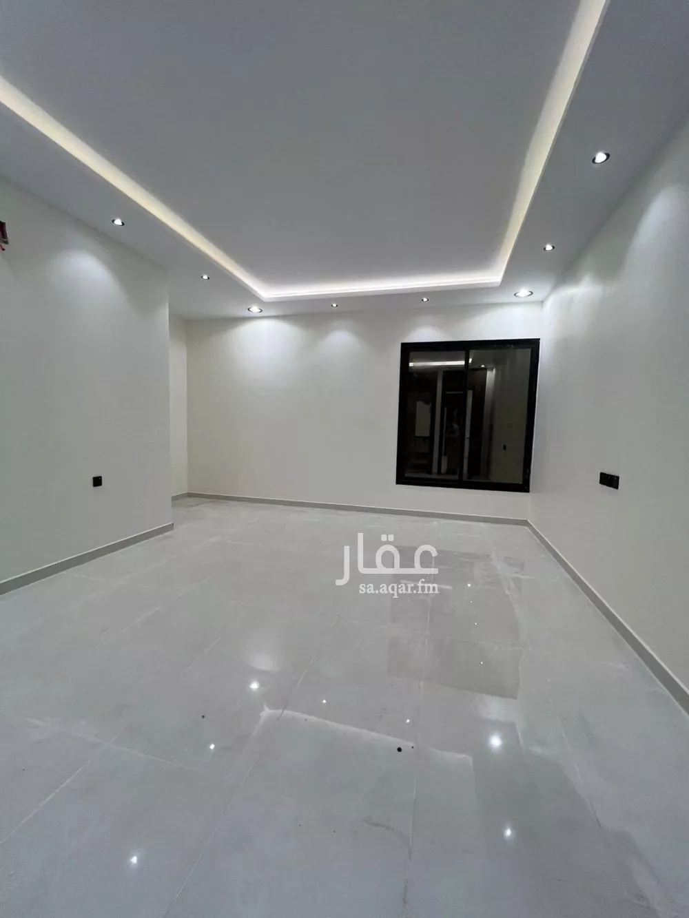 فيلا 6 غرف في ظهرة لبن 9