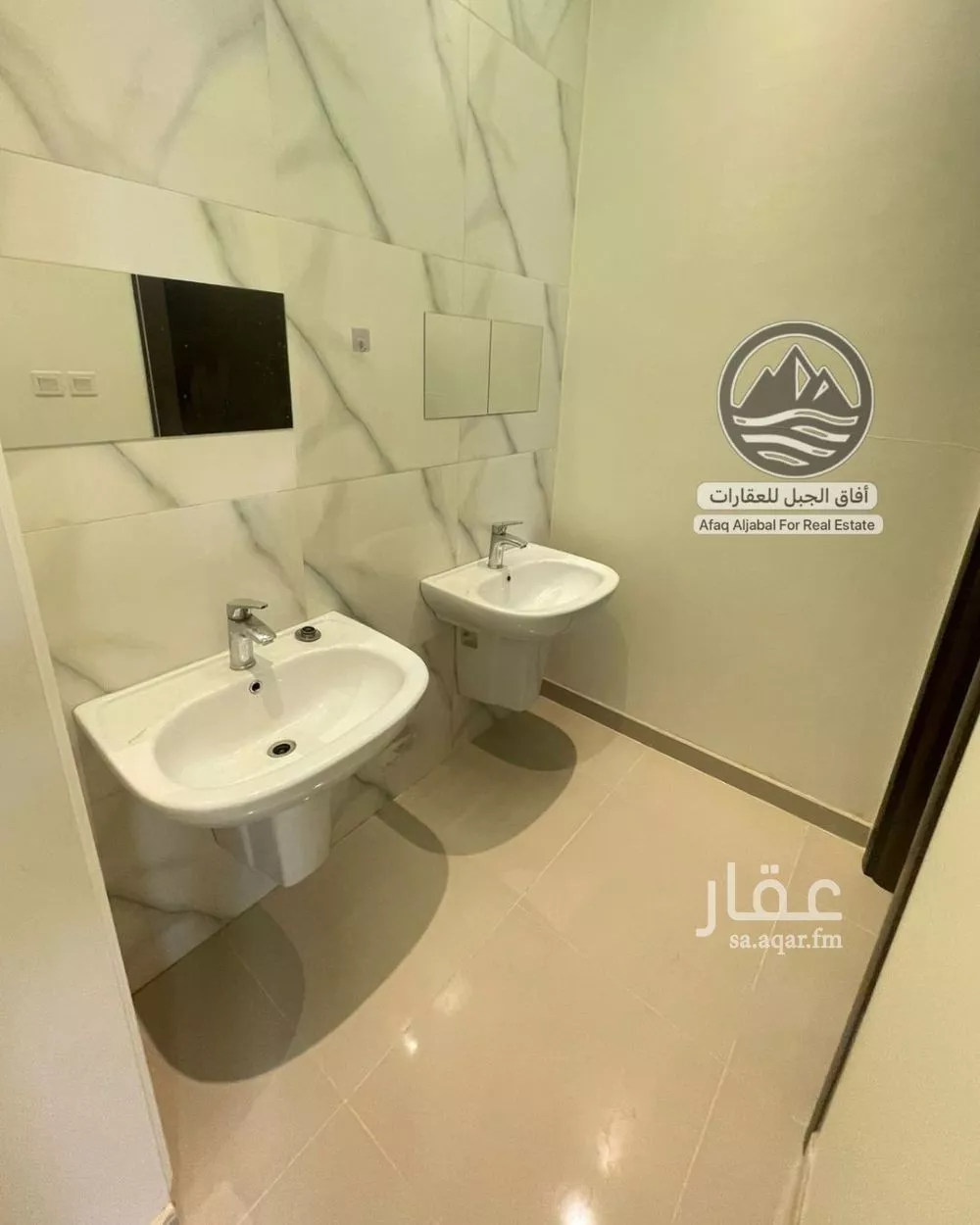 3 bedroom floor in Al Narjis 4