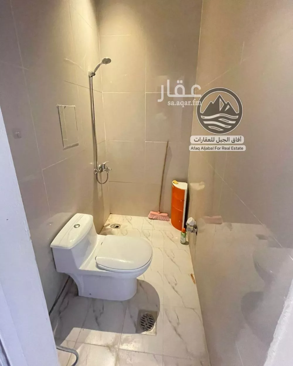 3 bedroom floor in Al Narjis 10