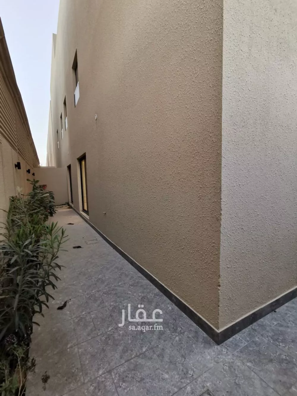 3 bedroom apartment in Al Malqa 8