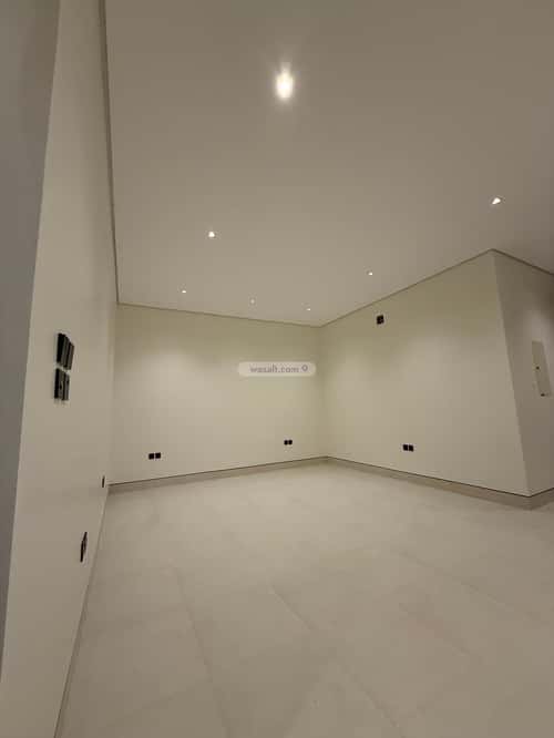 4 bedroom floor in As Suwaidi 7