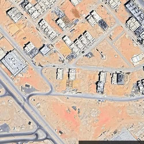 5 bedroom floor in Al Janadriyah 3