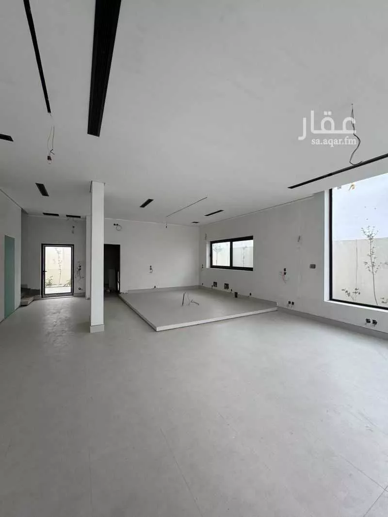 5 bedroom villa in Az Zomorod 2