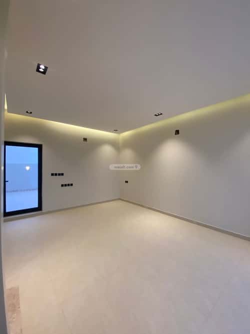 4 bedroom villa in Al Mahdiyyah 6