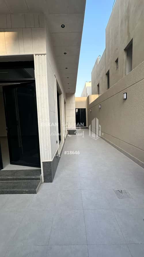 8 bedroom villa in Al Rimal 2