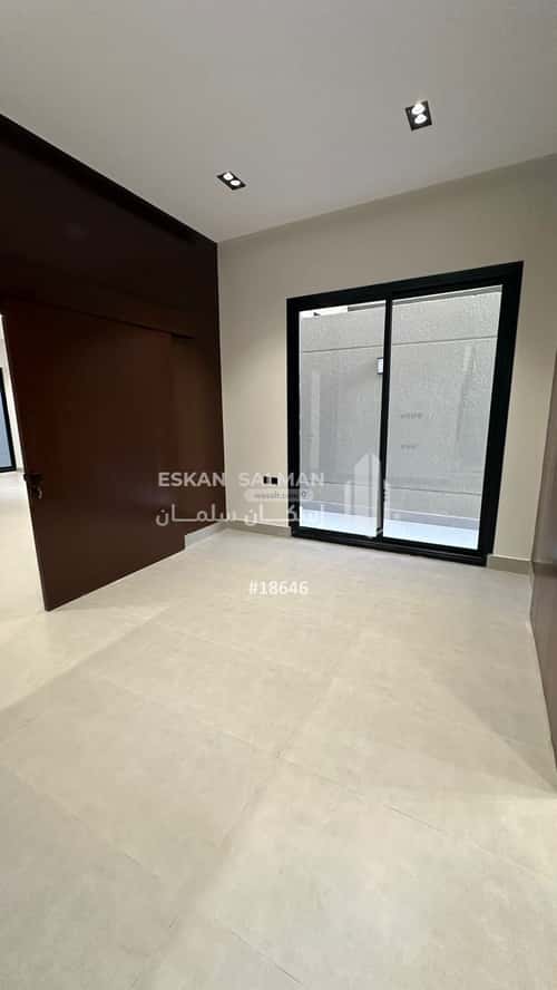 8 bedroom villa in Al Rimal 3