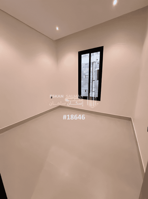 8 bedroom villa in Al Rimal 4