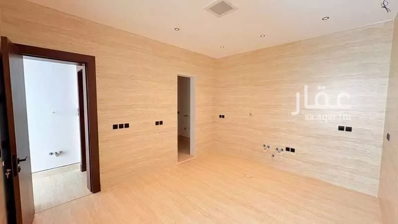 5 bedroom villa in Al Mahdiyyah 14