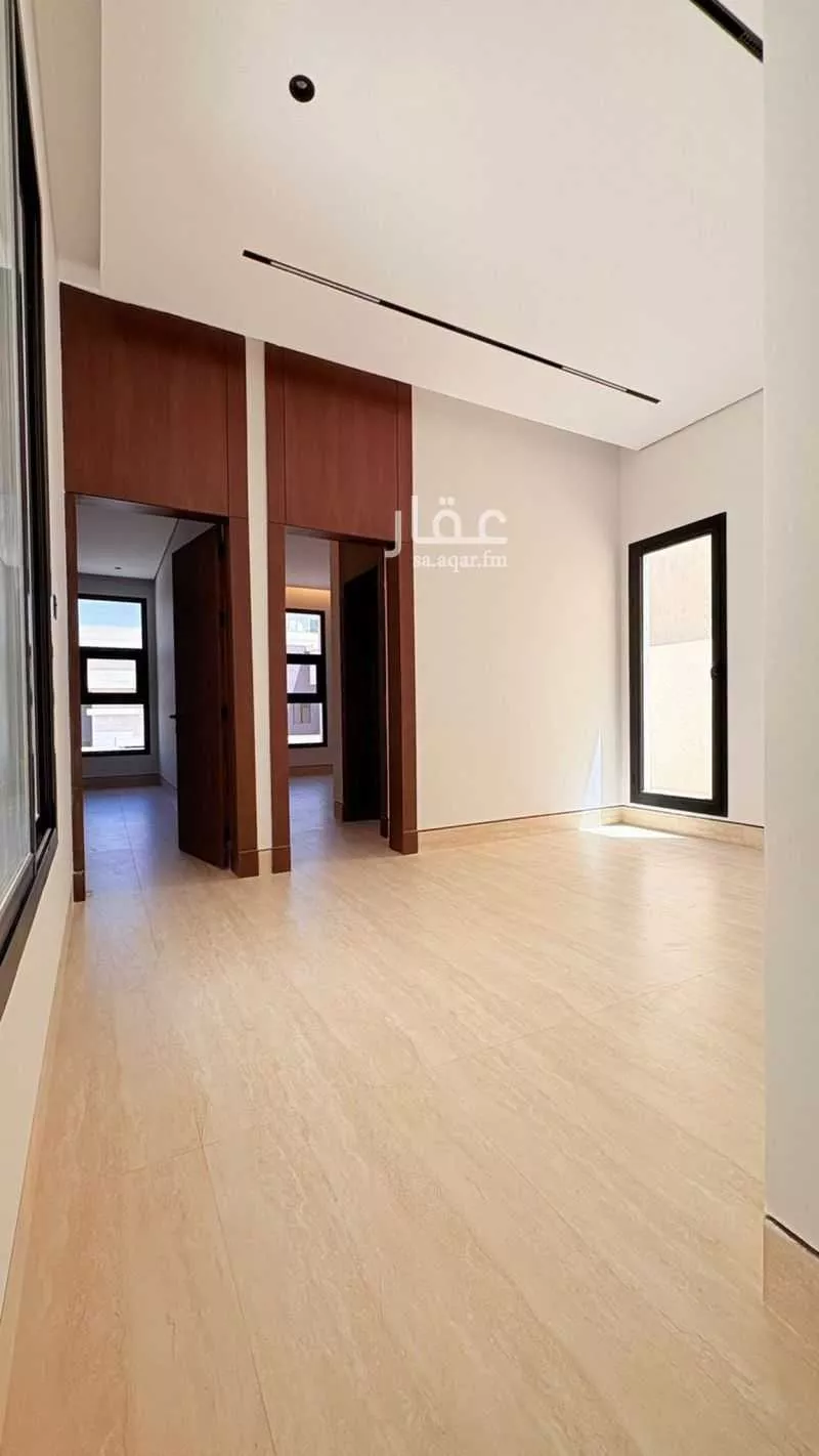 5 bedroom villa in Al Mahdiyyah 17
