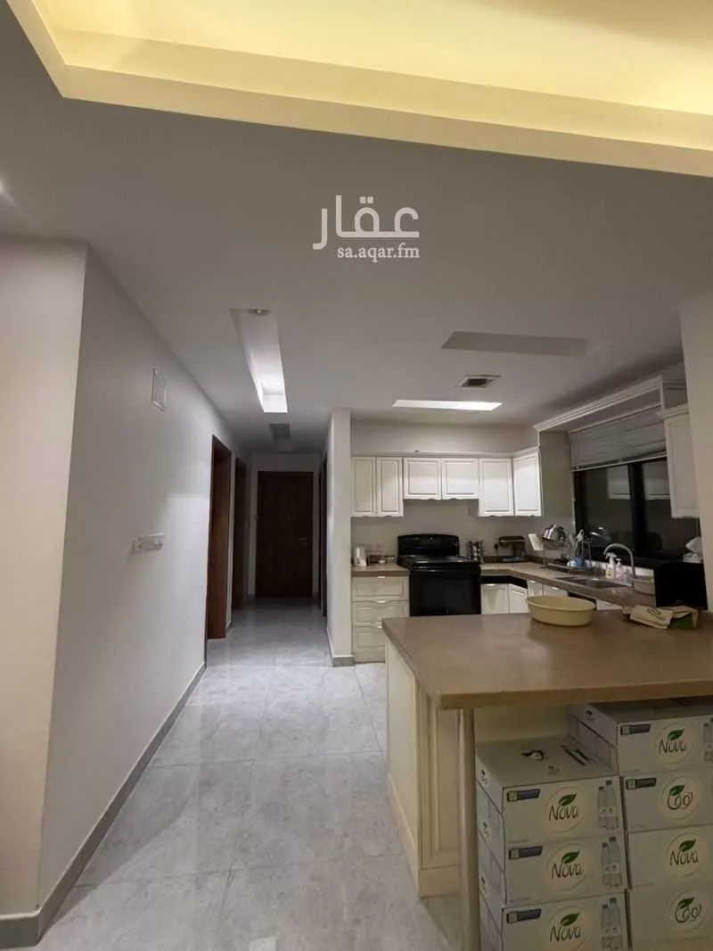 فيلا 8 غرف في العارض 17